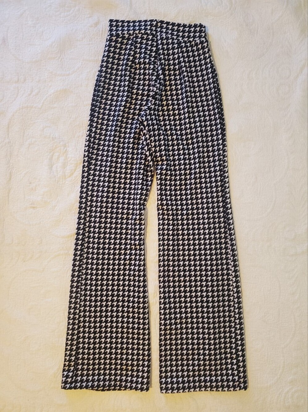 High-Waist Houndstooth Wide-Leg Pants - Black & White Check Back Later Pants - Picture 6 of 8